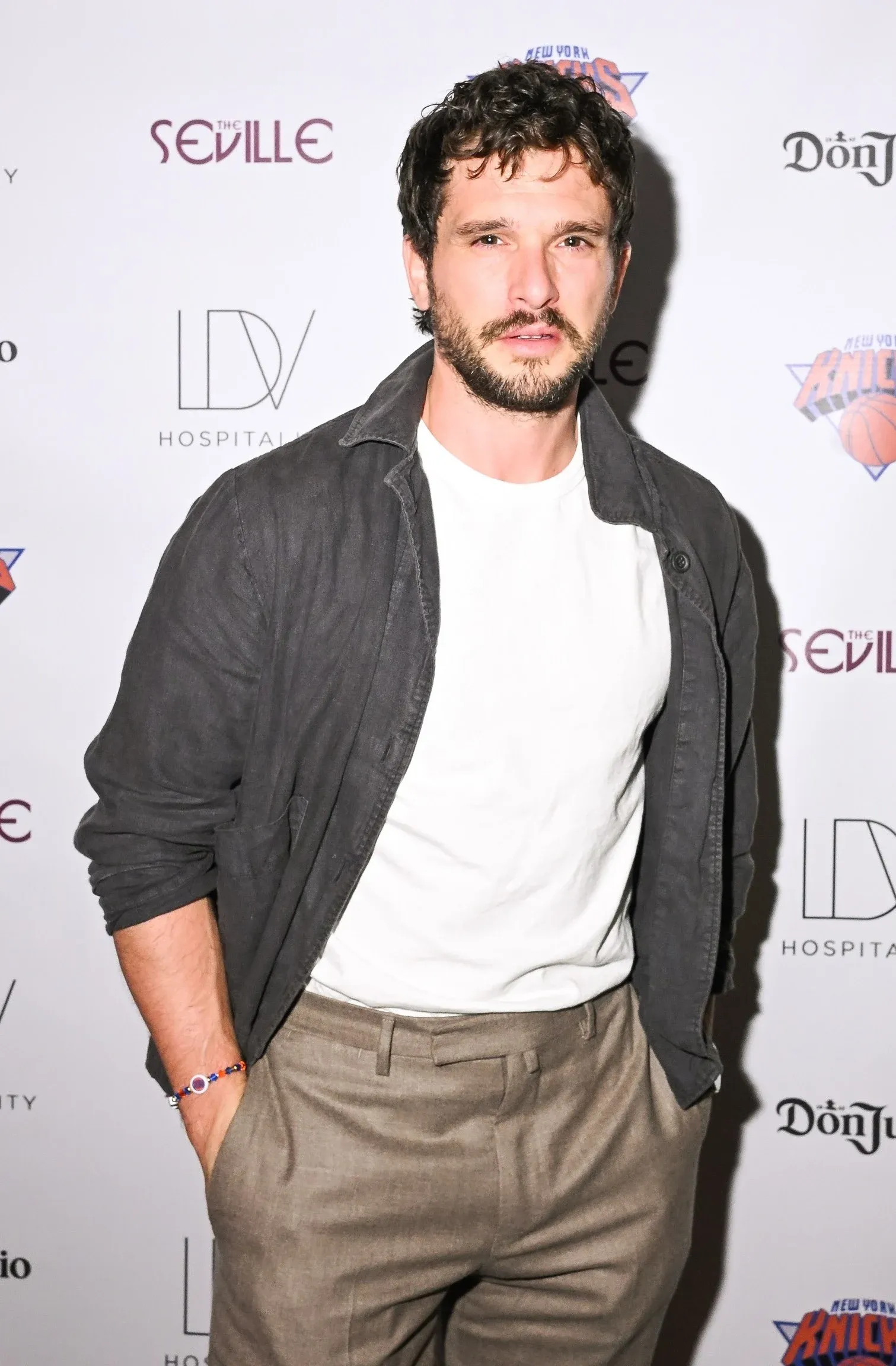 Kit Haringtonig now